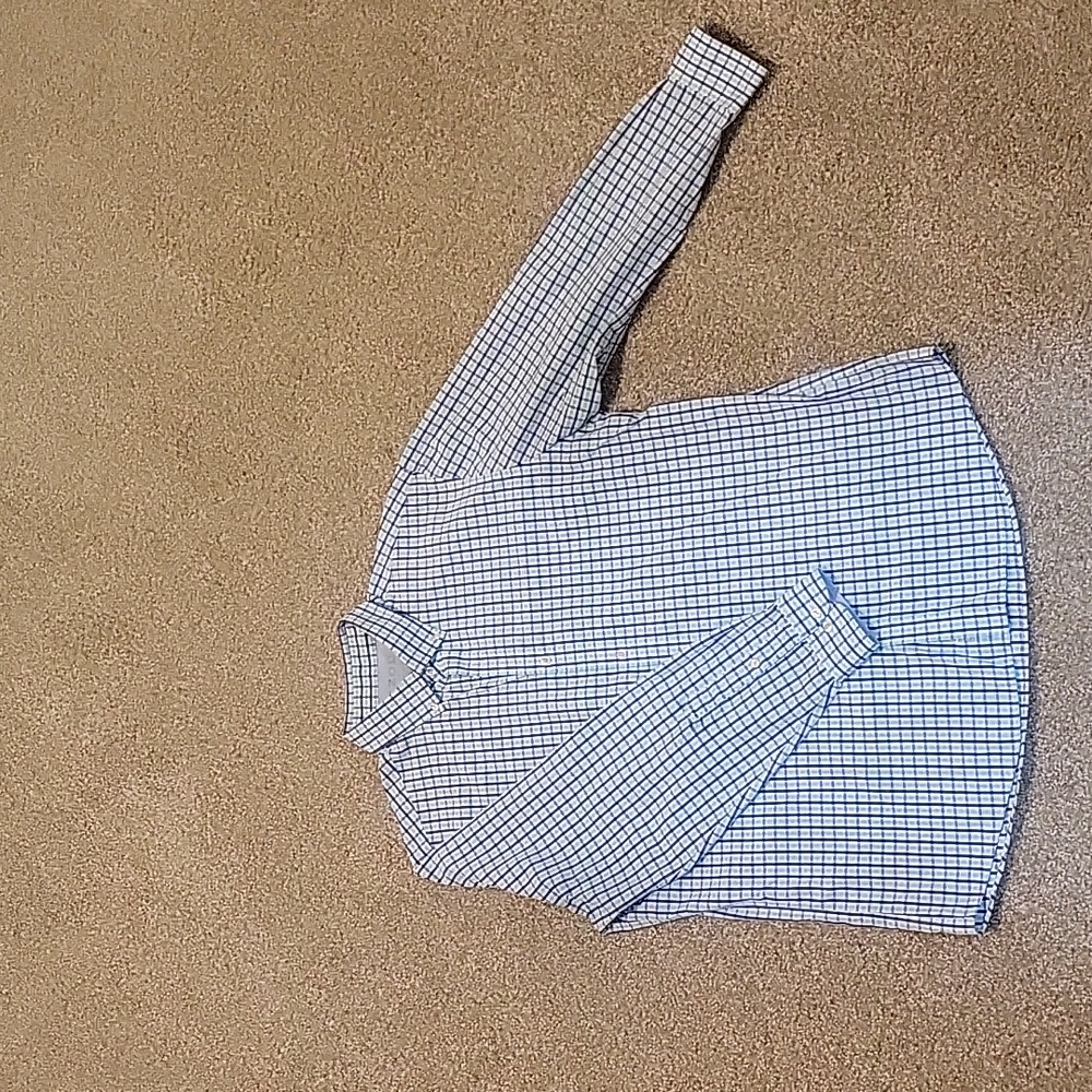 Izod button up